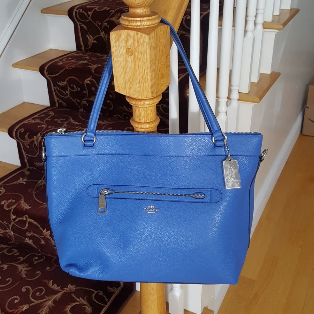 Coach pebble leather tote NWT